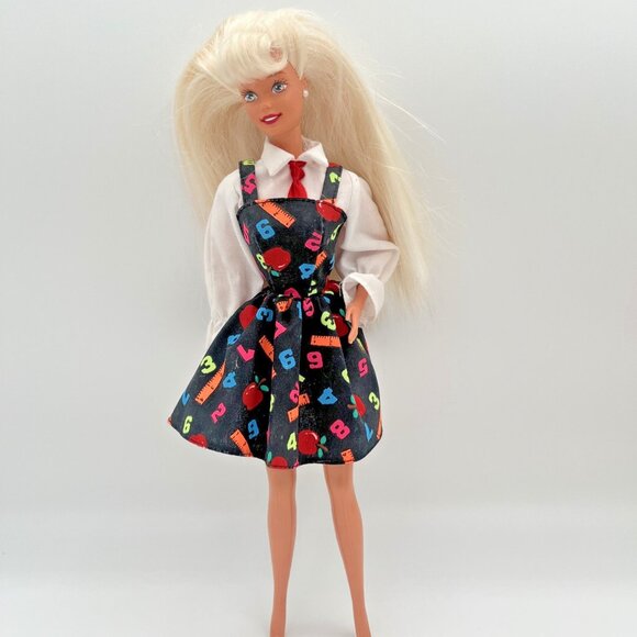 Vintage Barbie Teacher 1995 with Original OUTFIT w/2 STUDENTS #13914 Mattel - Picture 5 of 16